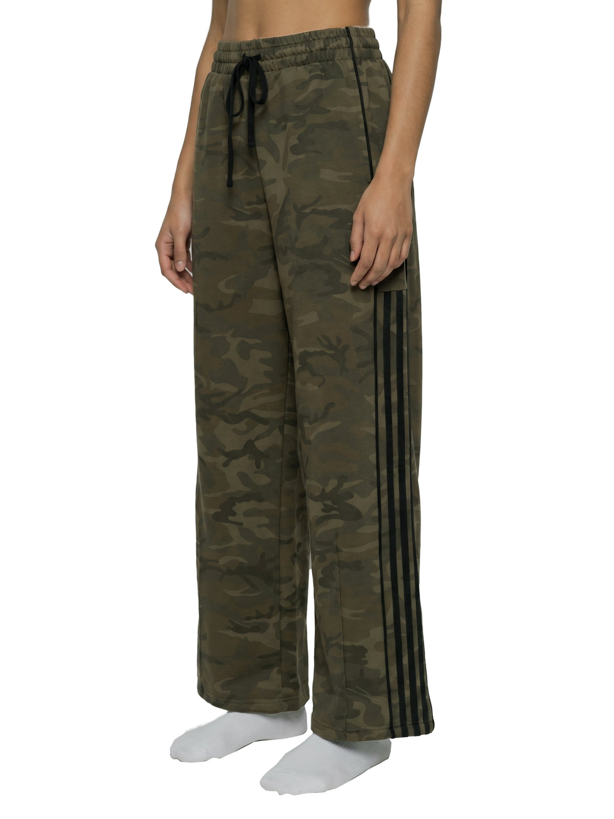 Unisex Camo Wide Leg Sweatpants