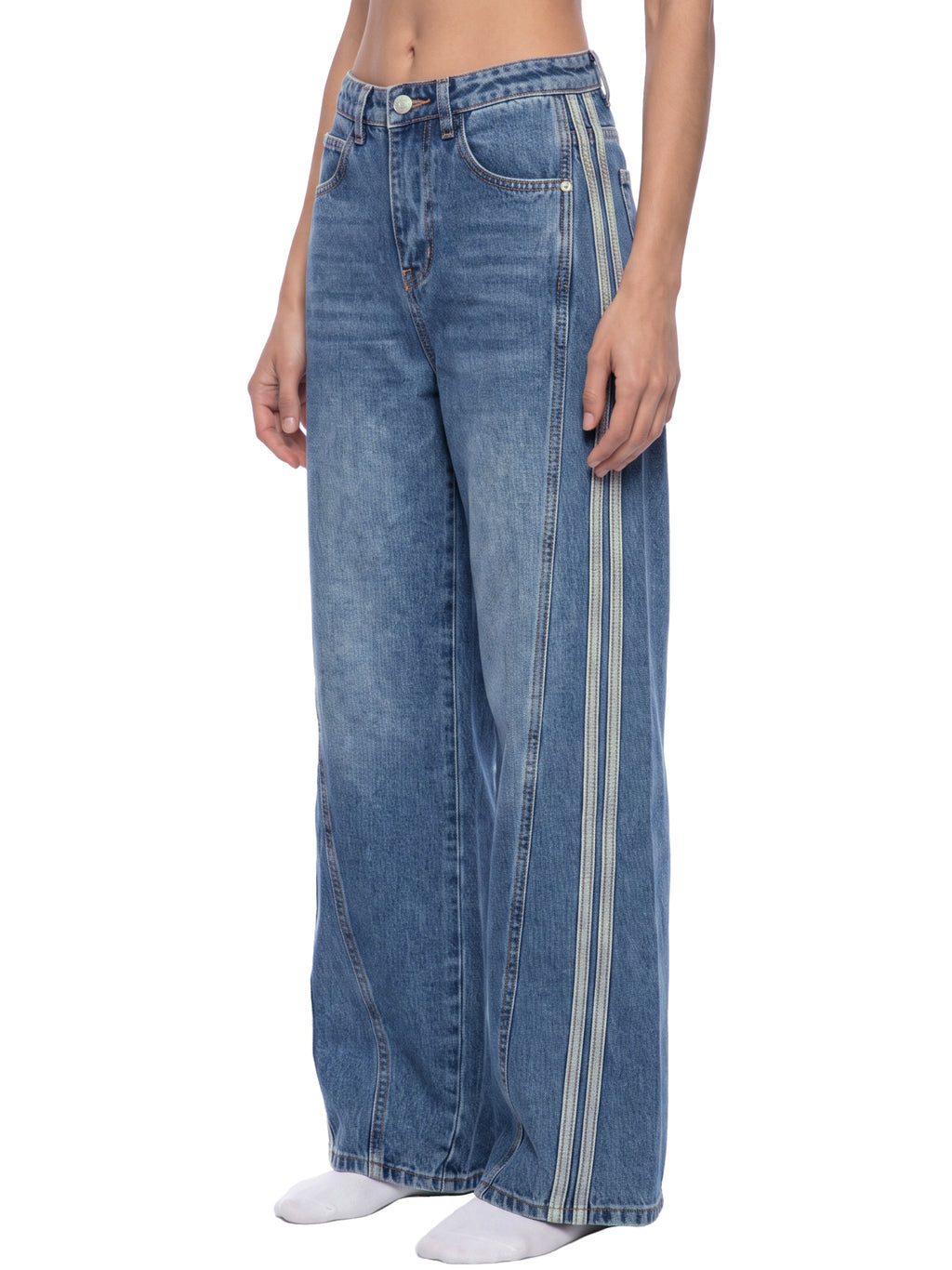 Women’s Wide-Leg Denim Jeans