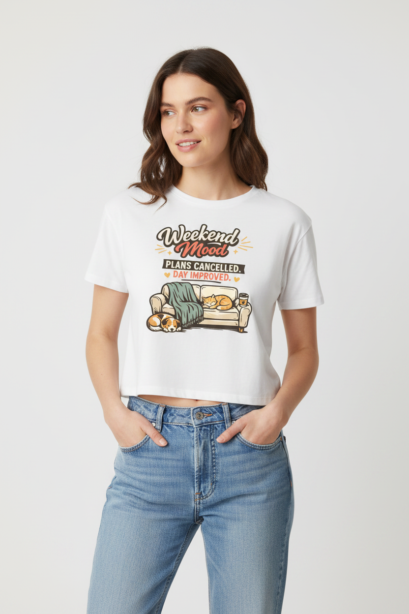 Weekend Mood Women's Crewneck Crop T-Shirt