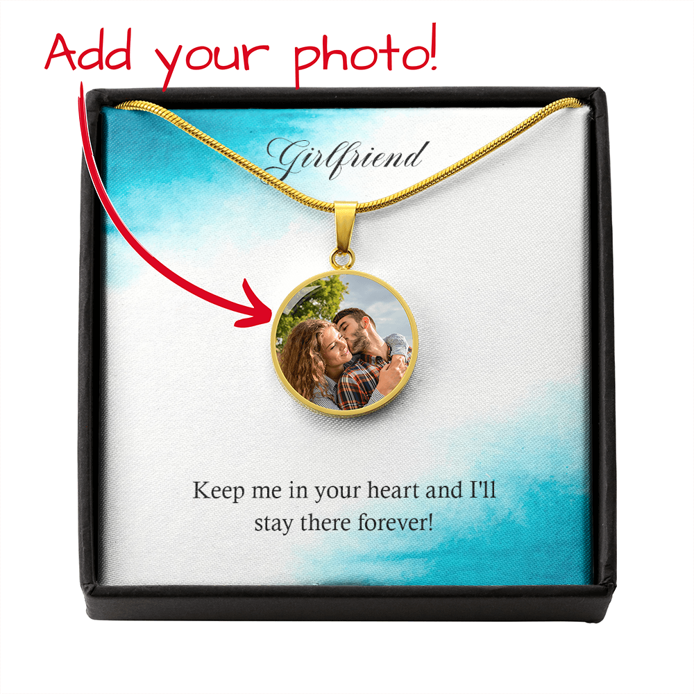 Girlfriend – Photo Circle Pendant Necklace