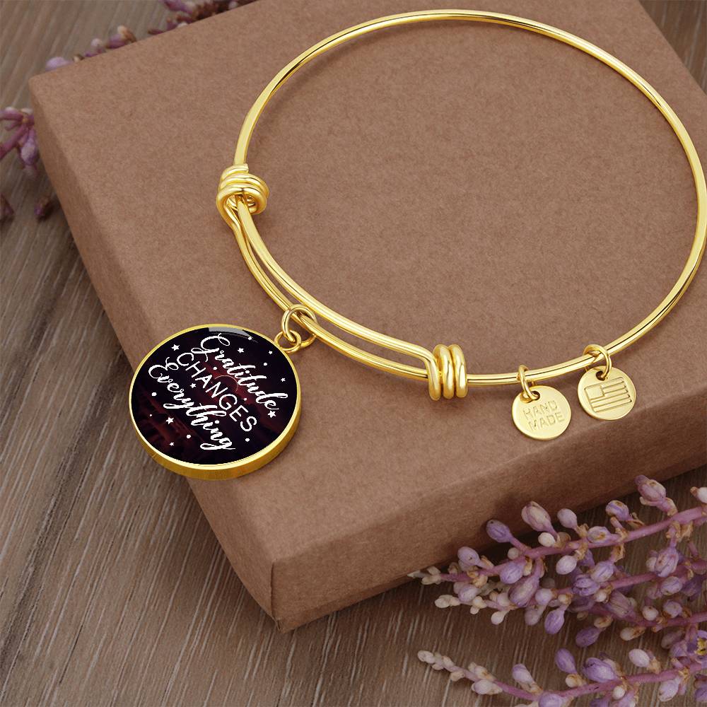 Gratitude Changes Everything Circle Bangle