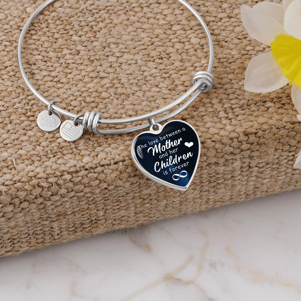 Mother and Children Forever Luxury Heart Bangle