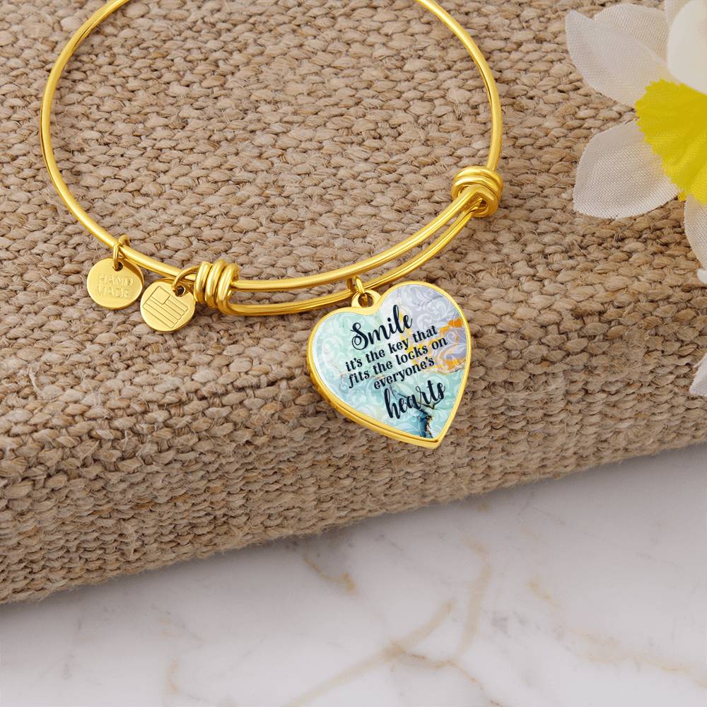 Smile Is the Key Luxury Heart Bangle