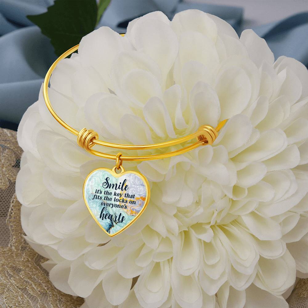 Smile Is the Key Luxury Heart Bangle