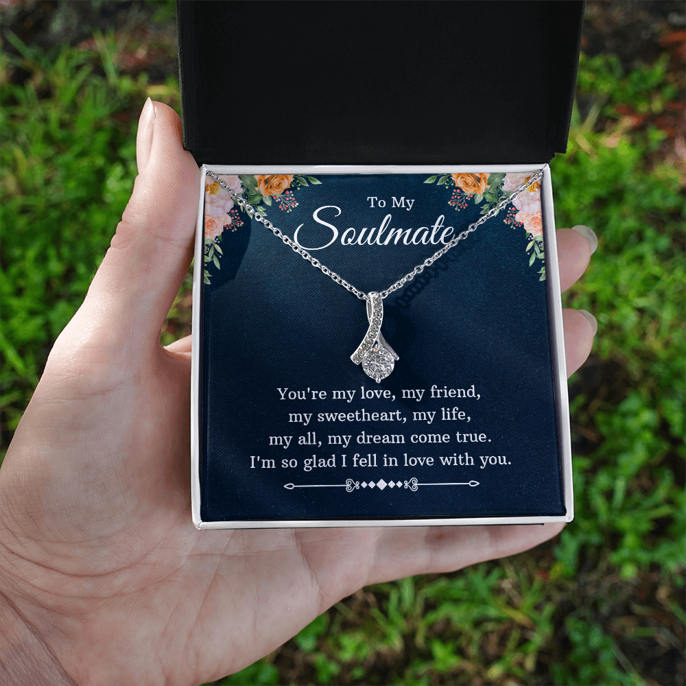 Alluring Beauty Necklace