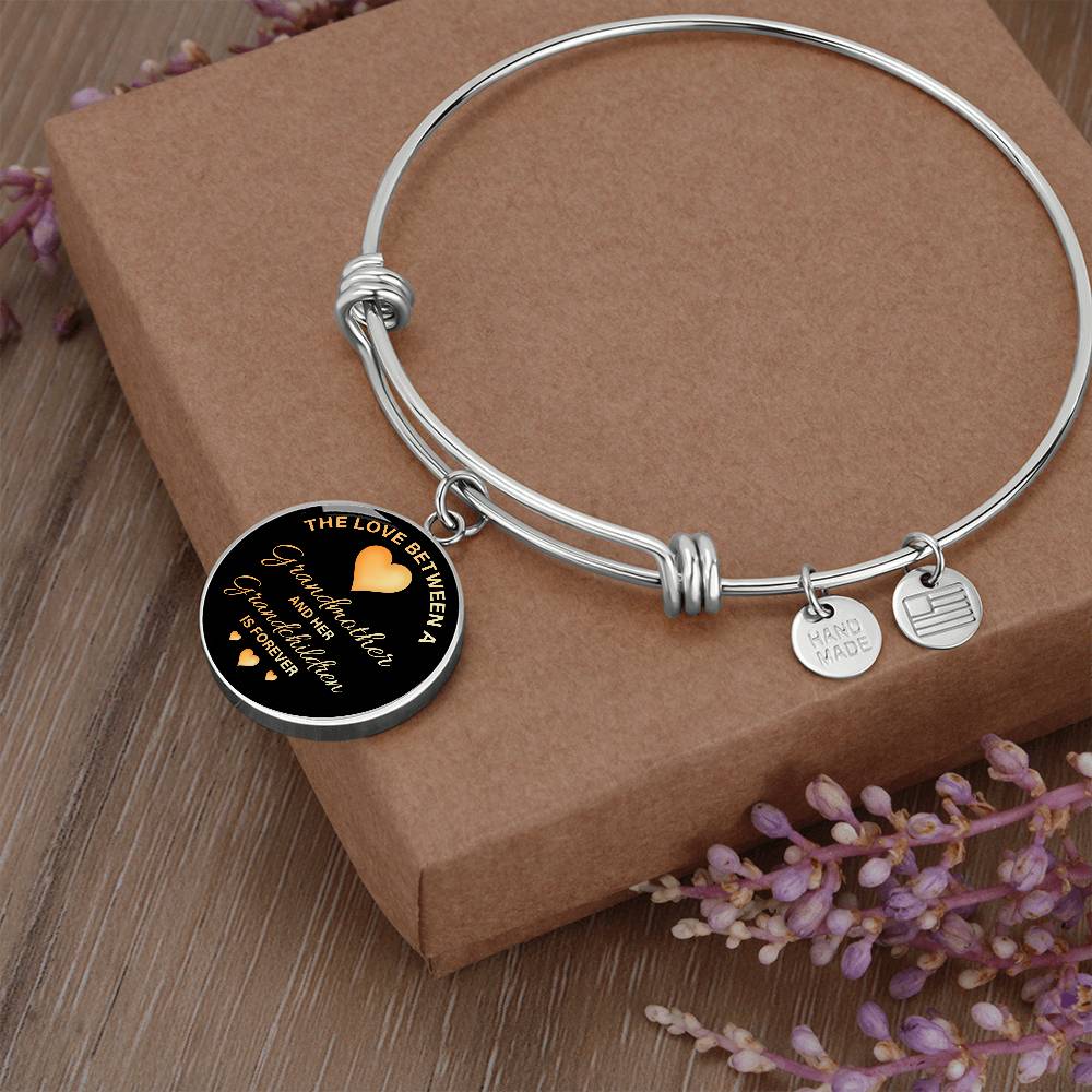 The Love Between a Grandmother and Grandchildren Is Forever Circle Bangle