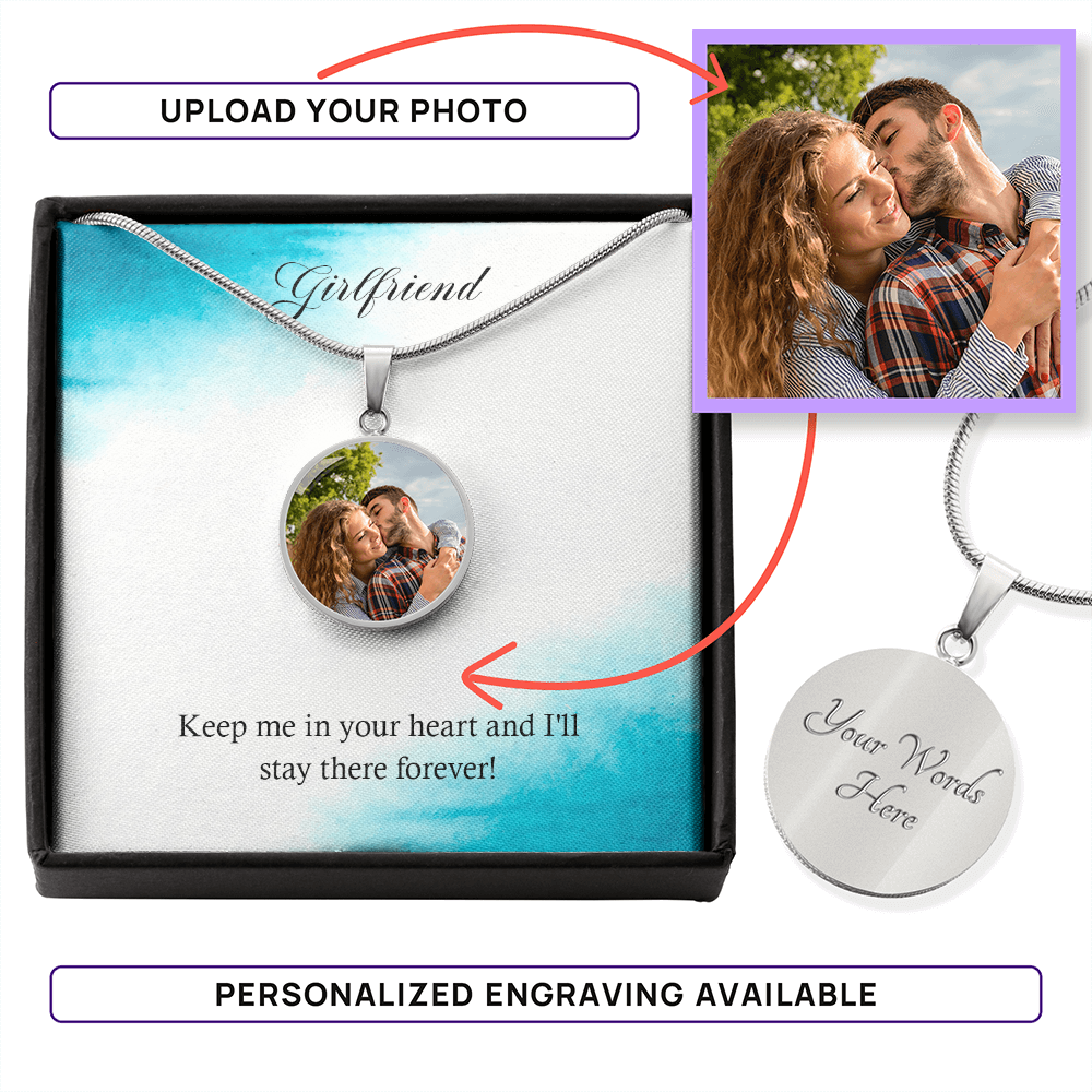 Girlfriend – Photo Circle Pendant Necklace