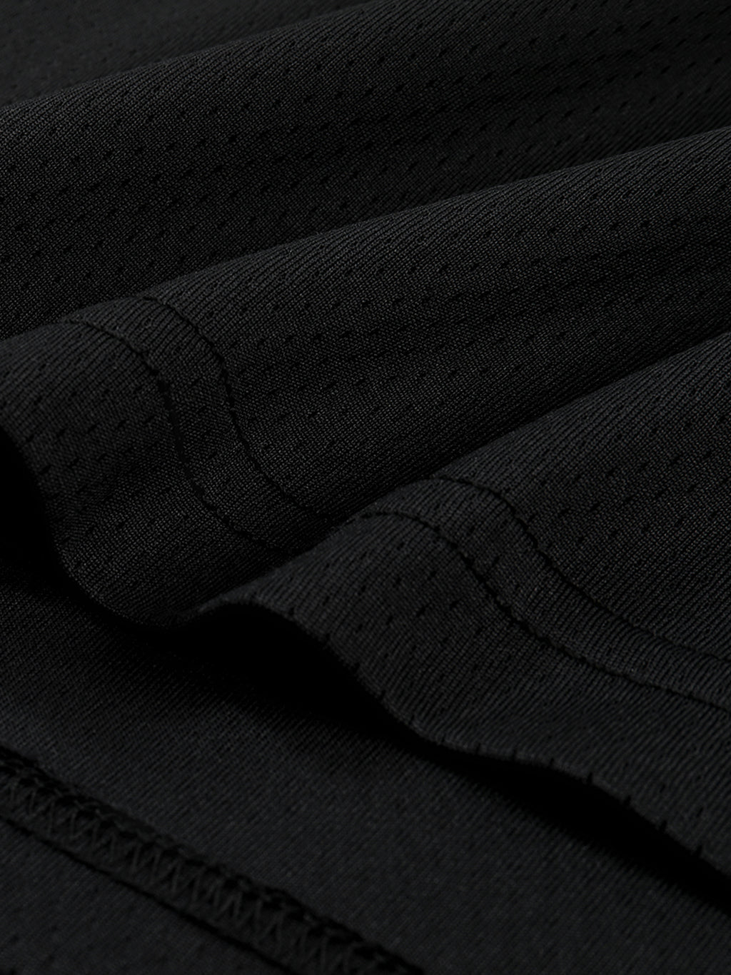Contrast Raglan Sleeve Mesh T-Shirt hem stitching detail