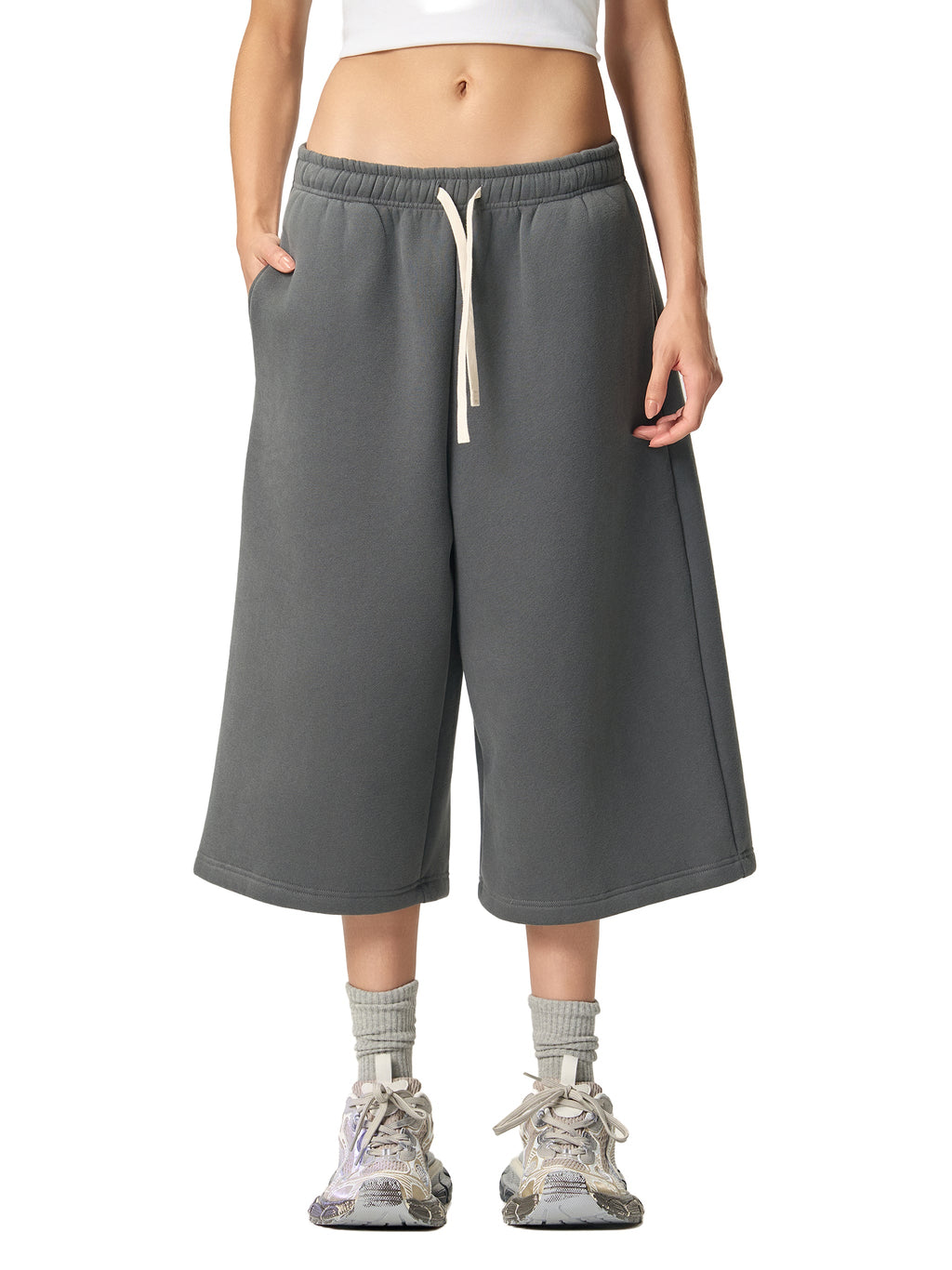 Relaxed Drawstring Three-Quarter Sweatpants