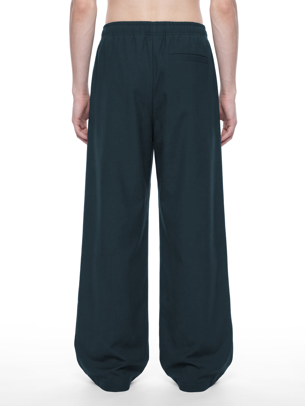 Men’s Loose Straight-Leg Pants model back view