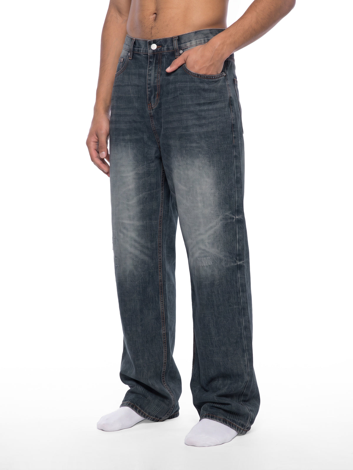 Men’s Vintage Wash Denim Jeans washed blue model back view