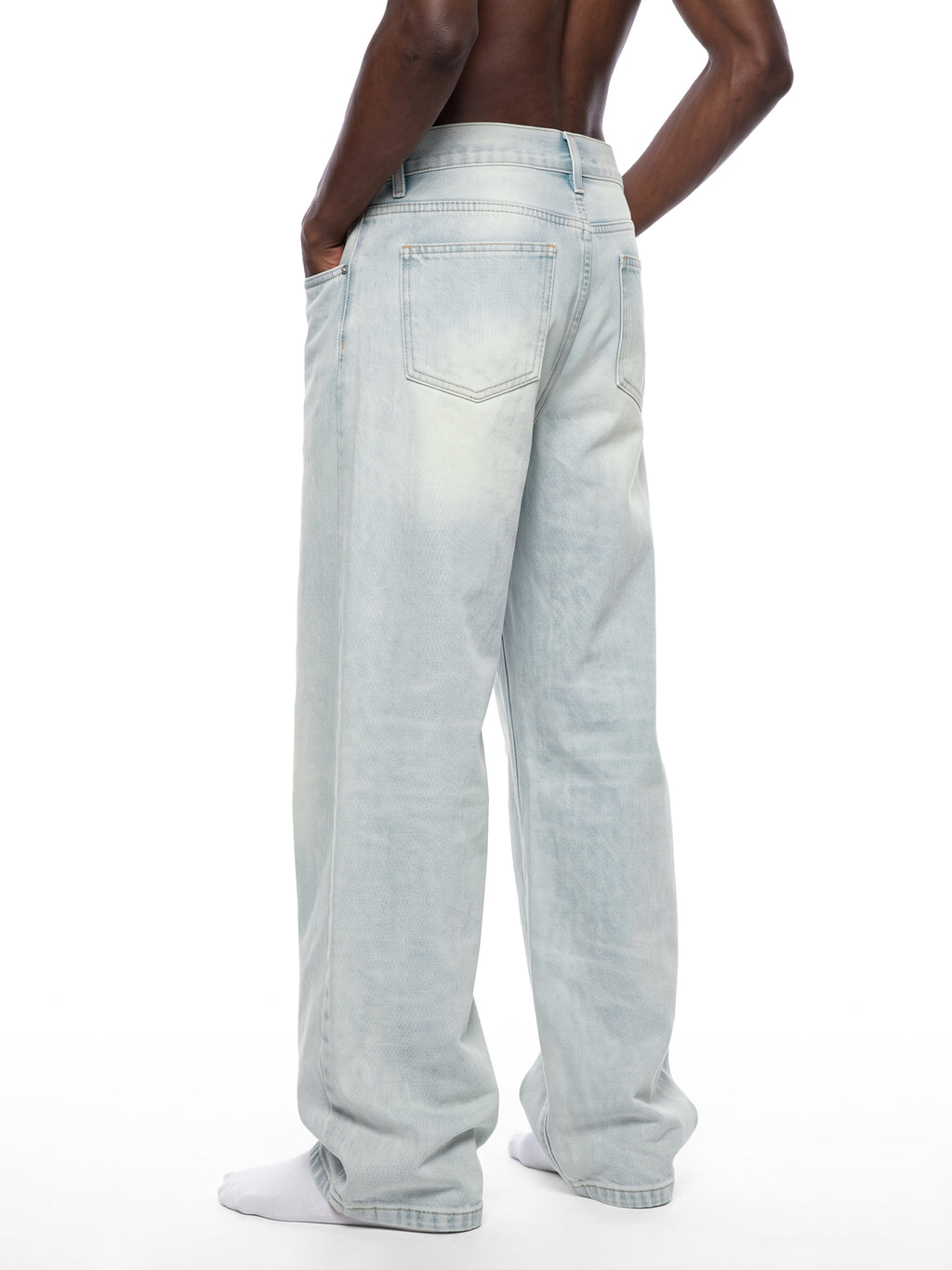 Men’s Vintage Wash Wide-Leg Denim Jeans