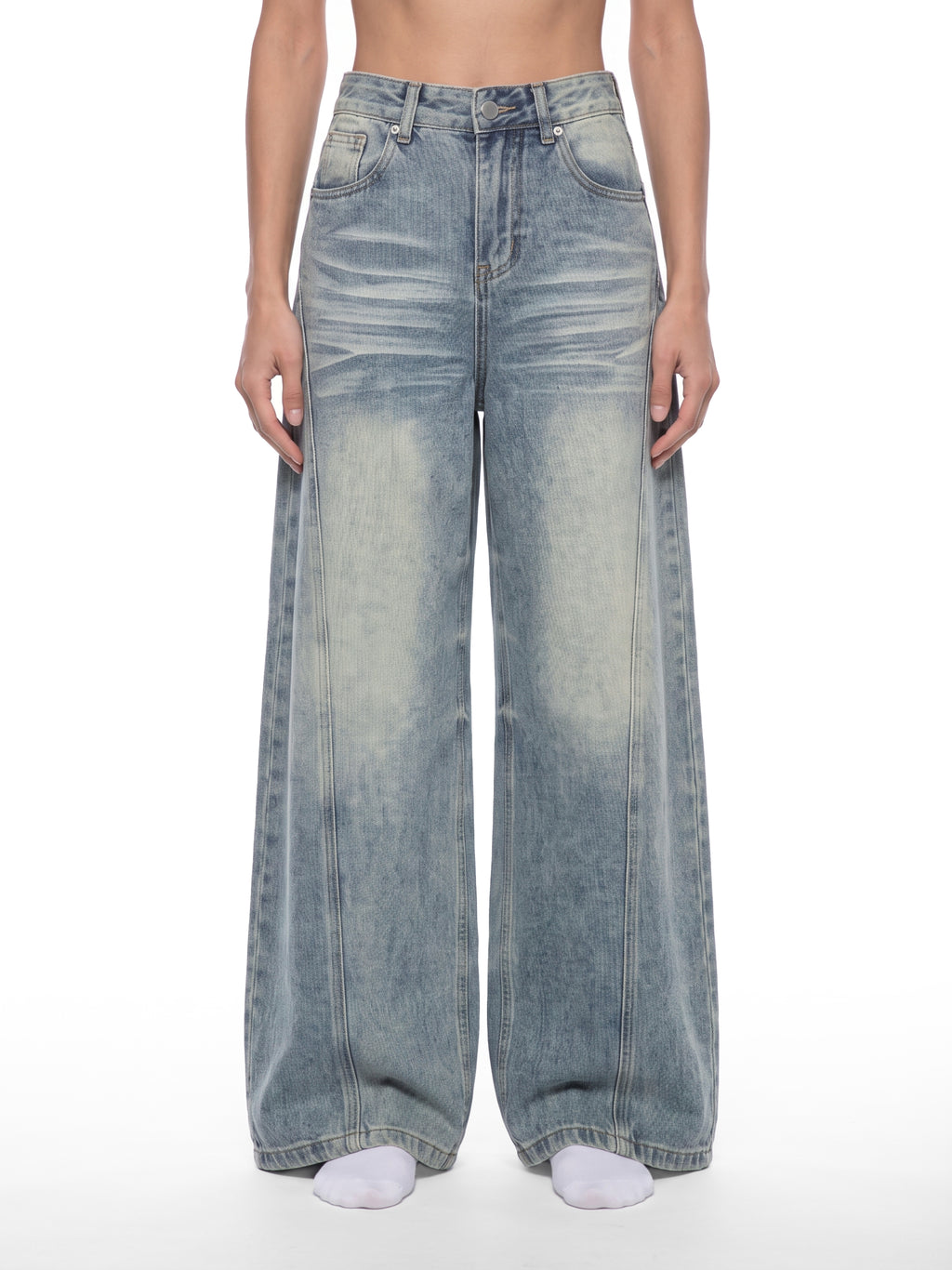 Women’s Vintage Wash Wide Leg Denim Jeans - model front