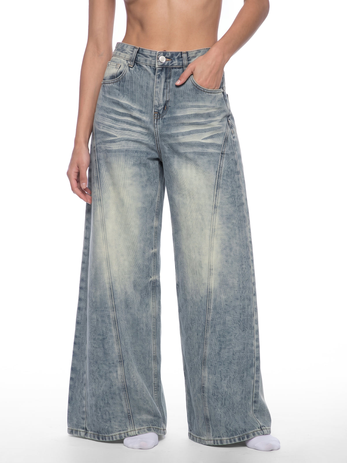 Women’s Vintage Wash Wide Leg Denim Jeans - model front view